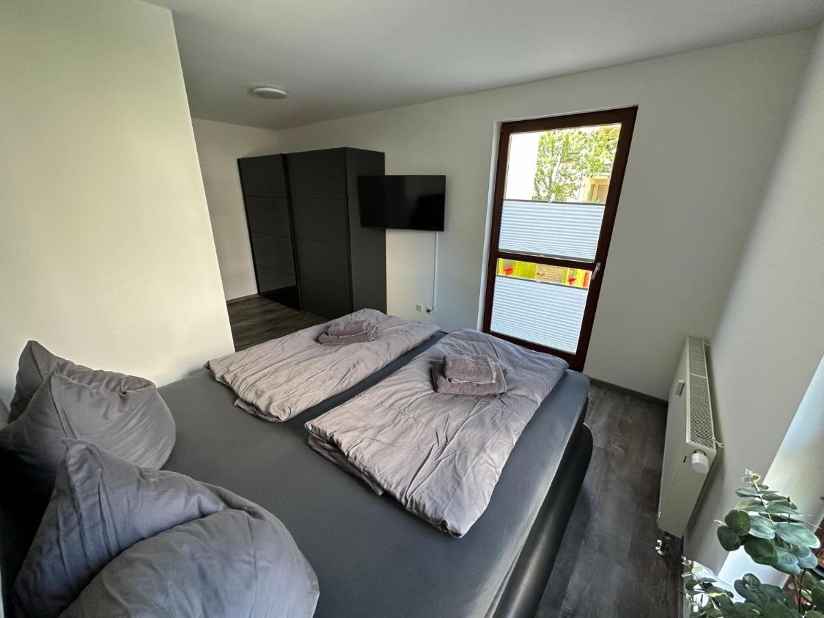 Fhv01 - Ferienwohnung 100M² 6 Personen Garten Und Terrasse 2X Wc Taucha Buitenkant foto