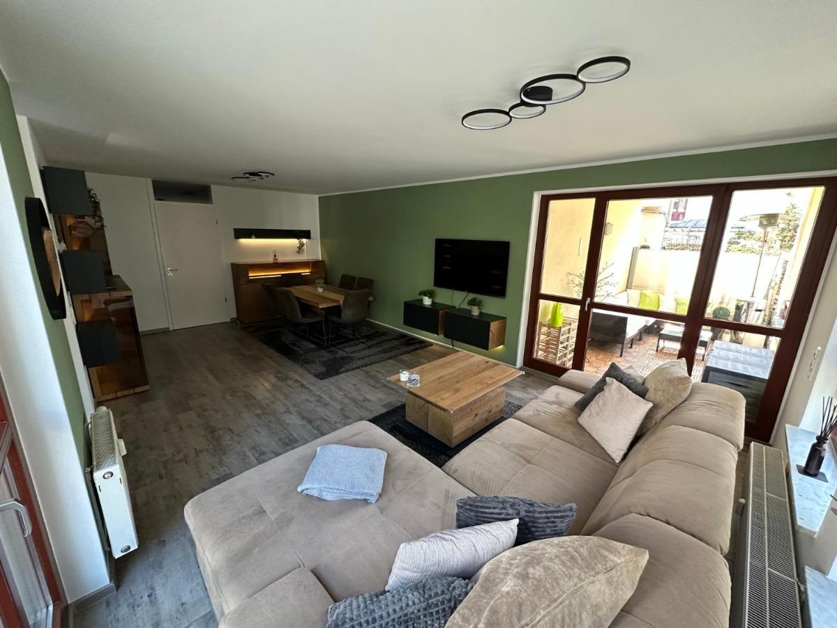 Fhv01 - Ferienwohnung 100M² 6 Personen Garten Und Terrasse 2X Wc Taucha Buitenkant foto